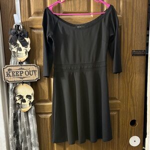 Lulu's Elegant Wide Shoulder Black 3/4 Sleeve Dress